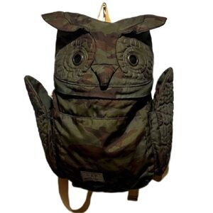 Gap backpack camo owl